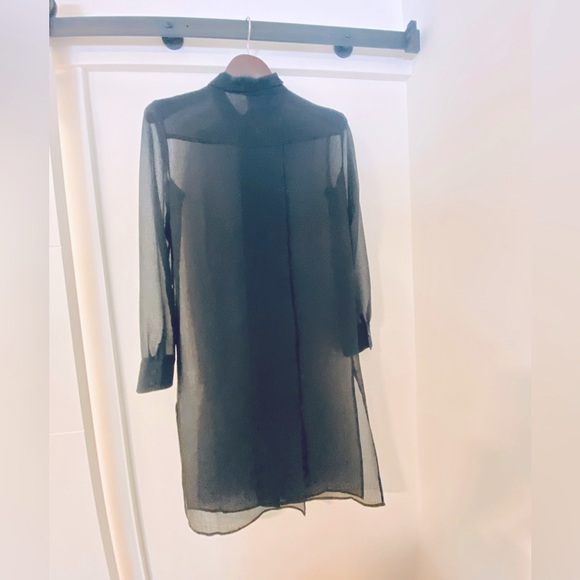 ⚫️ DKNY ⚫️  - semi-sheer overshirt / dress - size small - Picture 2 of 3
